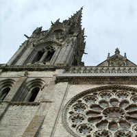 
Rose Window - day. Gallery Chapelle St Eman, Chartres, France. FENETRES SUR LA PERCEPTION (solo)
